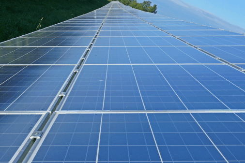 Hochaufnahme Solarzelle - Bürger Energie HoSchMi